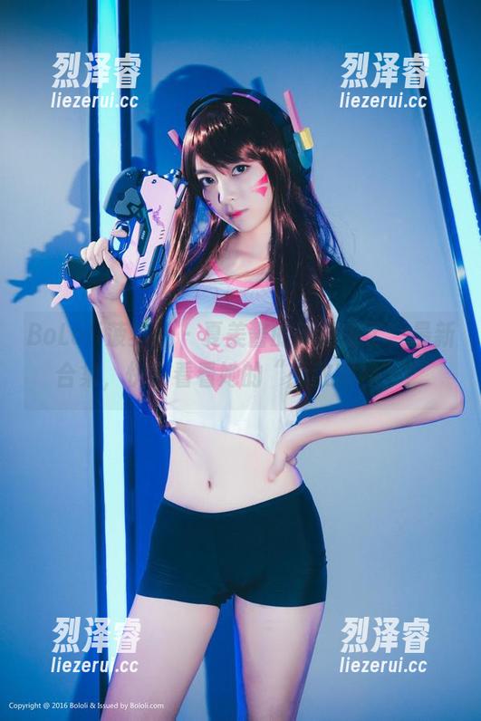 BoLoli菠萝社 - 夏美酱的新图来了，最新合集，快来看看她的“无敌眼神”！