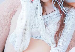 GIRLT果团网 – 翻看Miss琪的私房美图，女仆装差点让我也想去做角色扮演了！