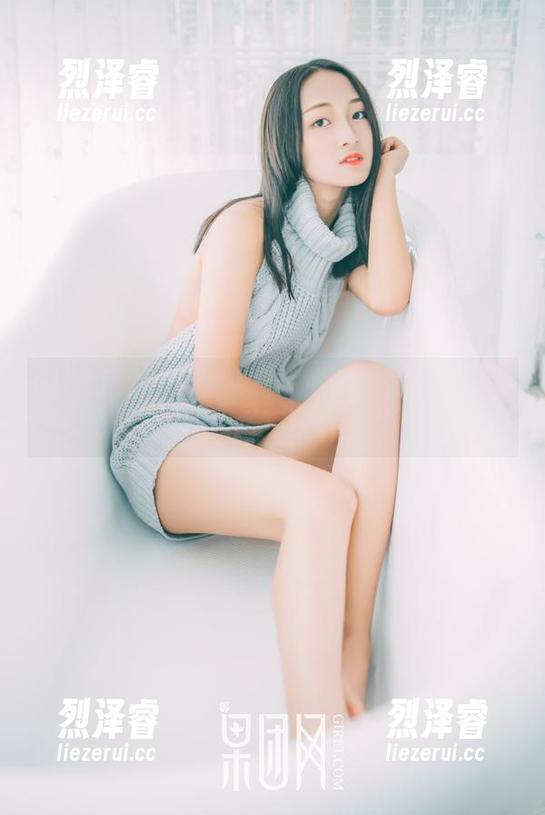 GIRLT果团网 - 陈雅漫办公室合集：效率与魅力的奇妙平衡