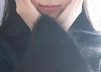 HuaYang花漾 – 看！穆菲菲和她的红裙，高清写真怎么这么迷人？