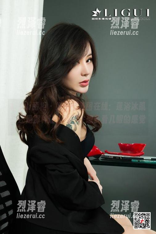 Ligui丽柜 - 妖妖的美图在线：莲浴冰肌，还是那种让人忍不住想多看几眼的感觉。