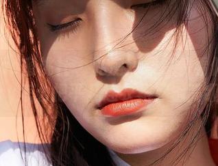 MiiTao蜜桃社 – 私房短裙：看看佩琦Pinky怎么把平凡连衣裙穿出高级感