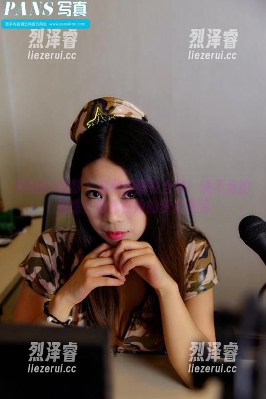 PANS摄影 - 金熙的睡衣合集：说不清的魅惑，仿佛在她的梦里游荡