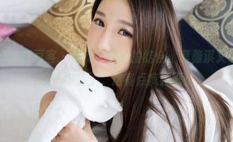 QingDouKe青豆客 – 运动和美丽的结合，莫雅淇又让人想下载这一作品了，这有点疯狂吧！