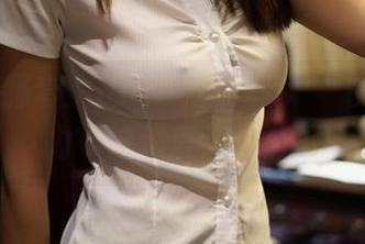 空姐制服套：ROSI为你解读‘飞行的魅力’这道复杂的公式