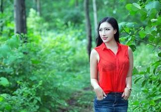 TuiGirl推女郎 – 赵惟依的瑜伽：她的每个姿势都透着优雅，原图在这里，图片真是完美！
