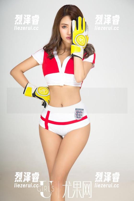UGirls尤果网-郭婉祈 UGirls尤果网 - 她是修女,不是你想的那样——郭婉祈写真合集探秘