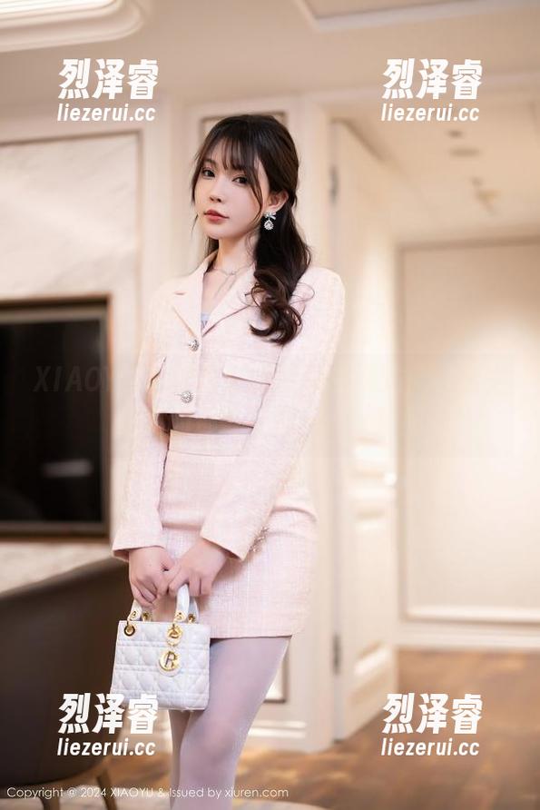 XIAOYU语画界 - 林星阑的妹妹：抓拍生活中的那些‘呃……’瞬间