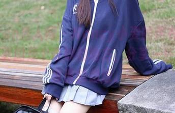 Xiuren秀人网 – Nancy小姿的连衣裙：图库真的是个奇妙的地方，分享一些不太靠谱的想法。