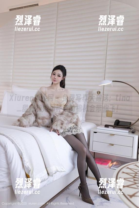 Xiuren秀人网 - 免费写真大放送：tina_甜仔和她那神奇的棉袜会带你飞！