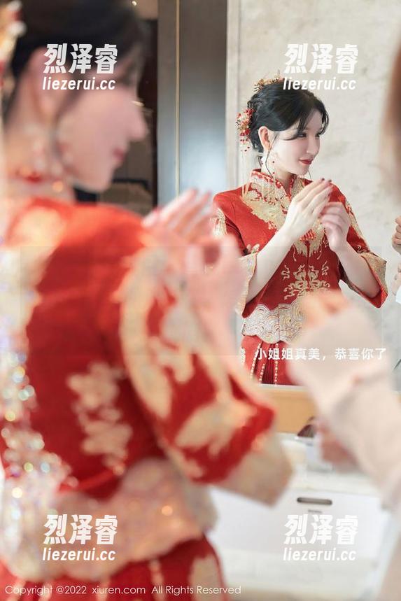 Xiuren秀人网 - 智恩baby女友写真精选：甜蜜与调皮并存，怎么看都是一场闹剧！