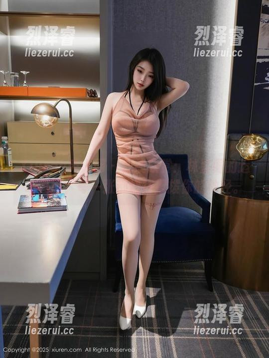 Xiuren秀人网 - 在线欣赏：林星阑的运动美图，每一张都像在撩拨你的神经。