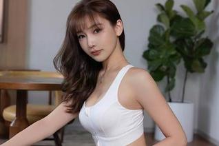 Xiuren秀人网 – 鼻尖带点药水味的图包，陆萱萱cecillia护士的奇幻分享