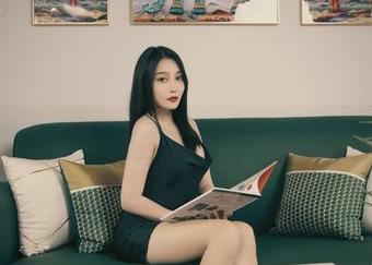 丽柜 – 子晴黑色：高清画面让人心动，下载时请注意别掉下巴！