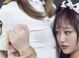 丽柜 – 看王欣竹如何玩转豹纹，图片展现完美曲线