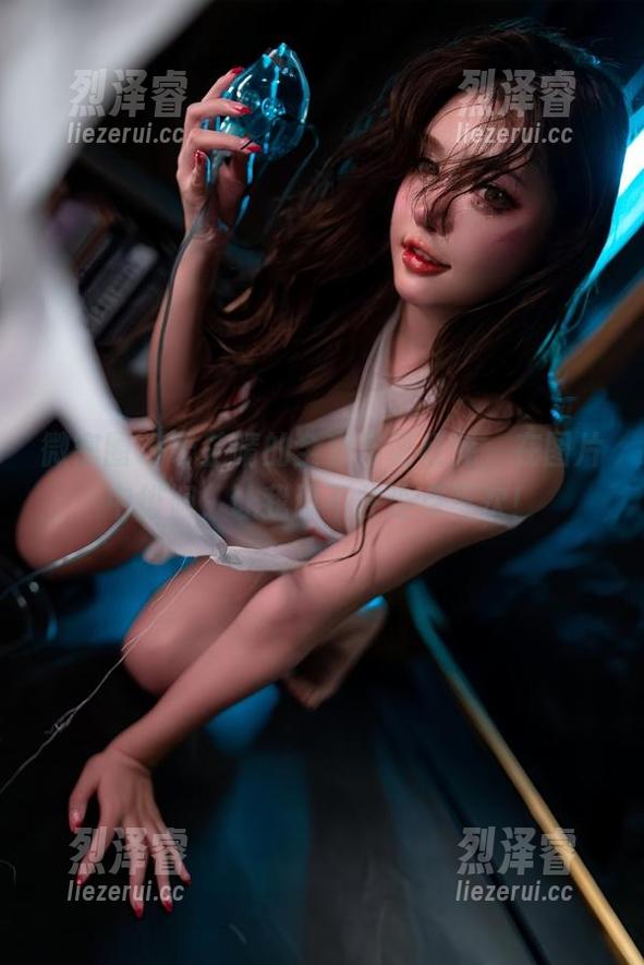 微密圈 - 于芷晴的全套圣诞红兔，在图片中徘徊，让我忍不住连点三次！
