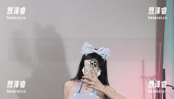 微密圈 - 兔宝妮to女王在线合集，细腻到让人怀疑人生的存在感，快来体验一下吧！