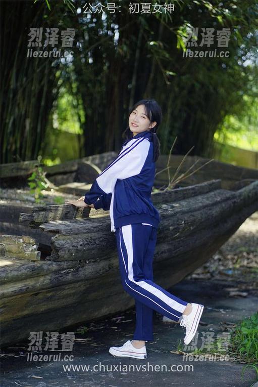 初夏女神 - 环环的裸足图册：不看脚趾，怎能体会生活的真谛！