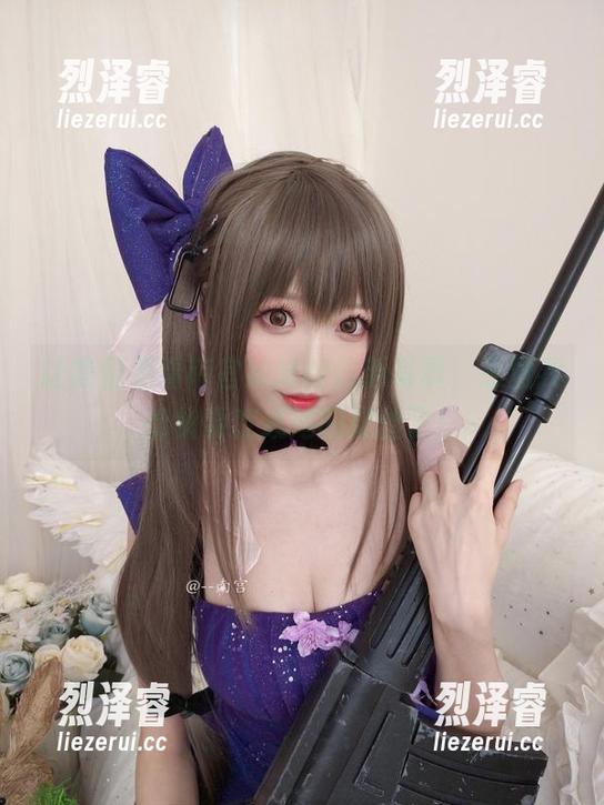 让我们看看南宫妹妹的最新写真，感觉我都快要变成她的粉丝了！