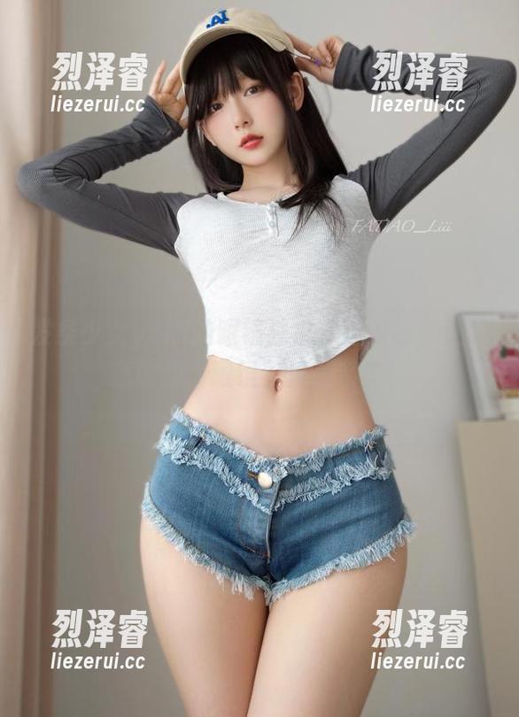 发条少女yoki的眼镜独白：这组原图让我意识到，眼镜不仅是装饰！