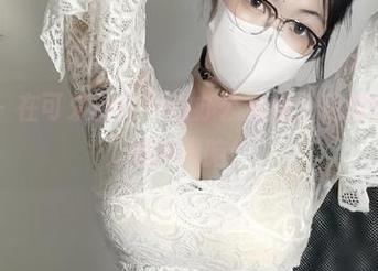 微密圈 – 在可爱的肉巴的办公室里，私房图片也能提神醒脑！
