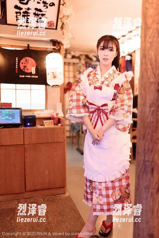 嗲囡囡-SiByl李思宁 嗲囡囡 - SiByl李思宁的泳衣写真:原图、资源,居然是这个样子?