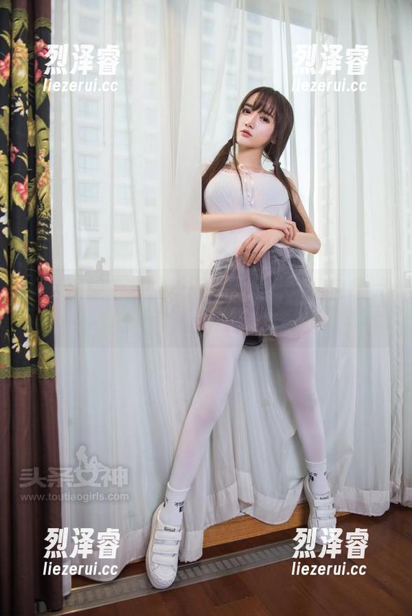 头条女神 - 李由美版红色警报，图包展示令人心跳不已！