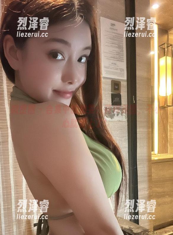 微密圈 - 合集中的奶雯：花嫁美图，不小心就爱上了！