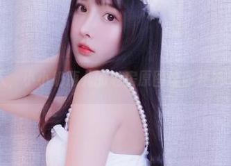 不只是双人，小小奶瓶儿的私房原图让你开始胡思乱想。