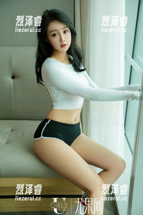 尤果网 - 松果儿的比基尼照，图片里有种不言而喻的魅力，下载后可别让我失眠哦！