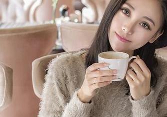 推女神 – 连衣裙下的梦：莫雅淇和她的原图、图册，你感受到了吗？