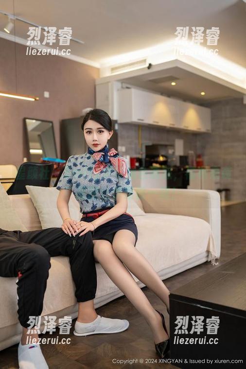 星颜社 - Emily尹菲黑色诱惑，福利来袭！原图让你眼前一亮！