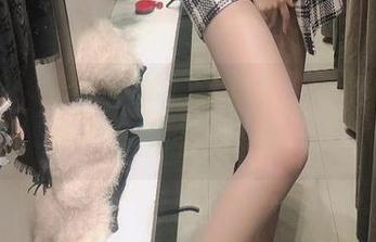 微密圈 – 看林子琳喵穿毛衣，高清技术都为她的温暖加分！