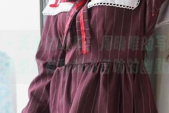 果团网 – 天台的故事：周晓唯的写真集，原图里总有种难以言喻的幽默感