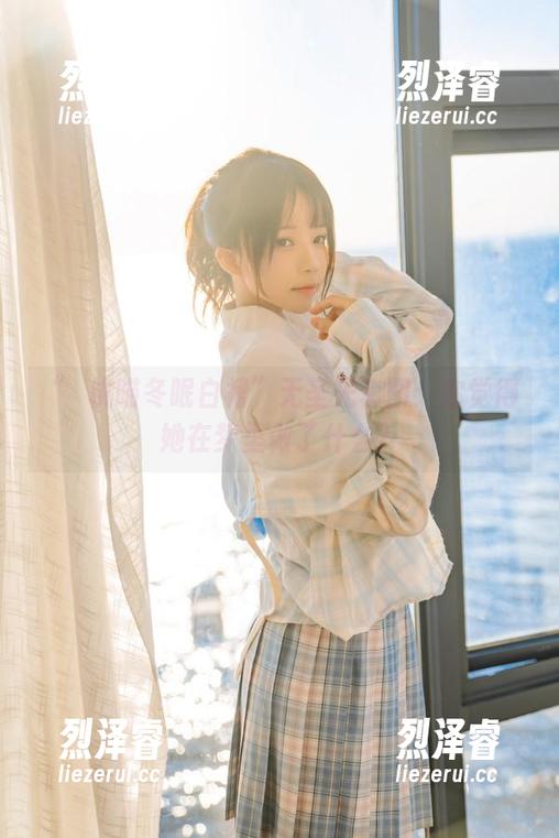 “桜桃喵冬眠白裙”无圣光套图：你觉得她在梦里做了什么？
