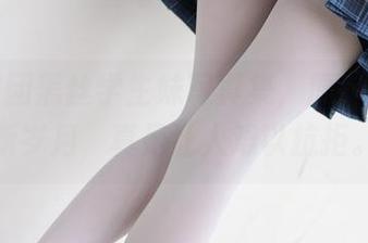 森萝财团黑丝学生妹写真集，原图下的清新岁月，真是让人难以抗拒。