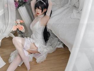 这不是菜市场，樱落酱w竟然也能成为逸仙膏发凝脂的美图资源！