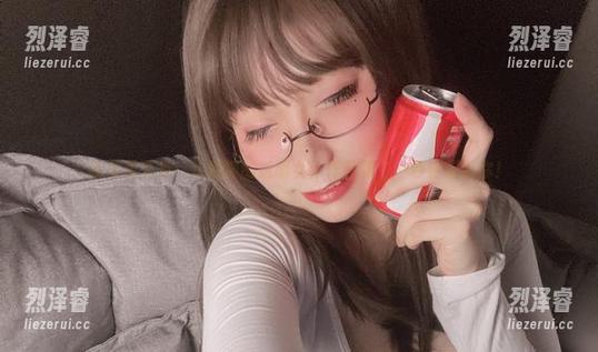 次屁啦 高清无死角:次屁啦的透明女仆作品集,一秒钟吸引你!