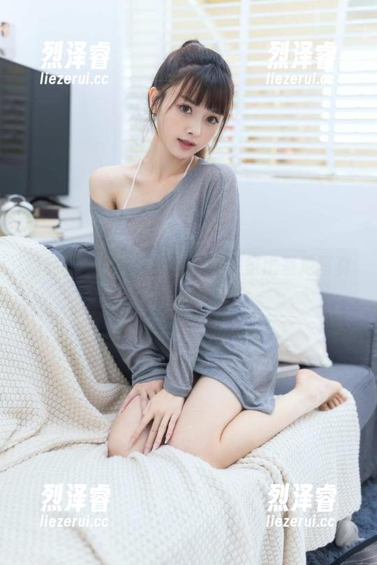 福利不一般！河豚抚子的居家比基尼写真俘获我的心！