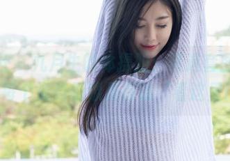 爱蜜社 – 九月生的体操服：精选套图，她的每个姿势都像是在说‘看这里!’