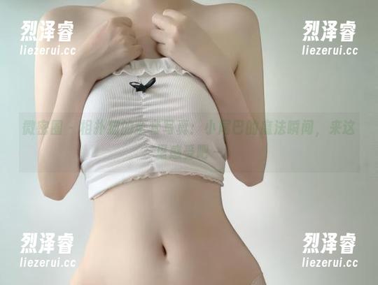 微密圈 - 相扑猫的全套写真：小尾巴的魔法瞬间，来这里感受吧～