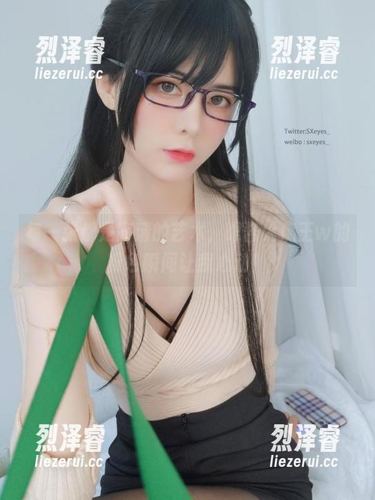 眼酱大魔王w 每一张都是高清的艺术,眼酱大魔王w的粉色瞬间让我心动!