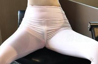 秀人网 – 娜露的神奇女孩合集：每一张都是‘你怎么看’的迷思