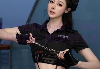 秀人网 – 浮光掠影的美感——慕嫣然Lancy图包更新，裸足真是个话题！