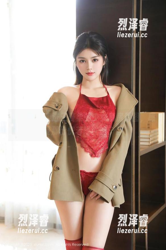 秀人网 - 走进王曼柔的少女私房原图，感受那份恍若隔世的宁静