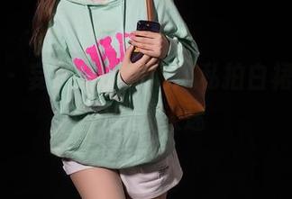 秀人网 – 妄想中的甜妮：私拍白裙子，让人一秒入迷