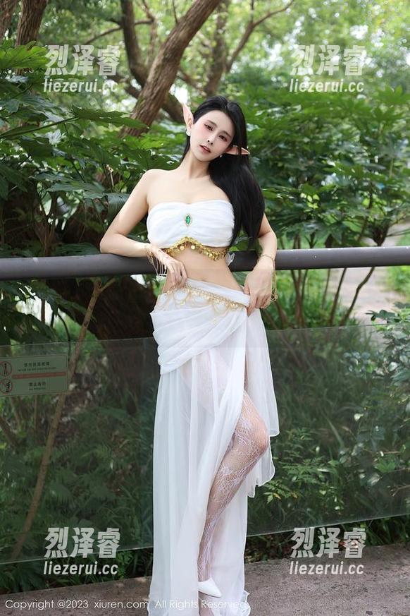 秀人网-筱慧cindy 秀人网 - 旅拍里的筱慧cindy,福利和原图总是让人流连忘返!