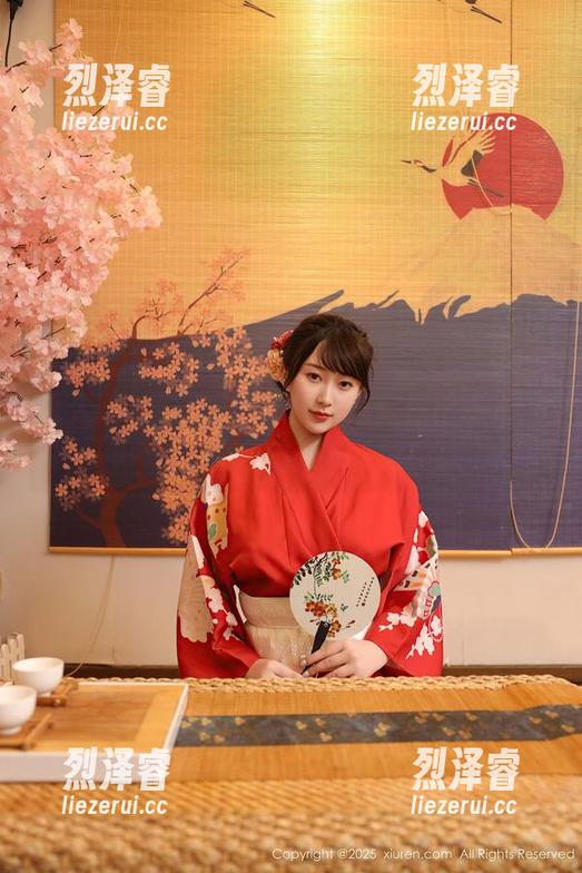 秀人网 - 绮里嘉Ula的夏天：原图曝光，让作品在阳光下跳舞！