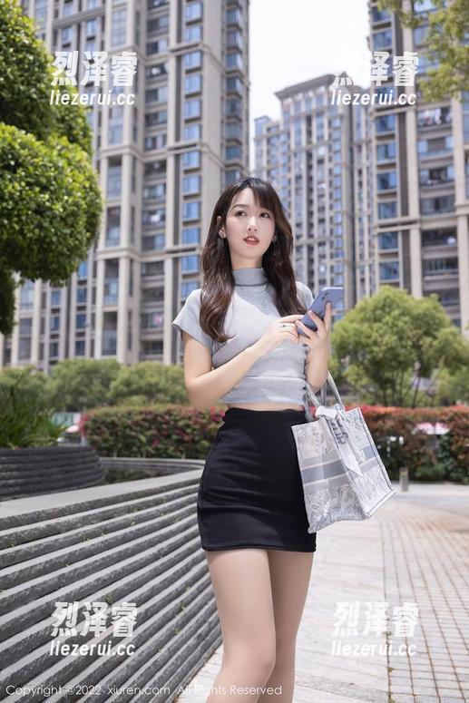 秀人网 - 必看！赤间菀枫的修女全套原图，擦肩而过的神秘感！