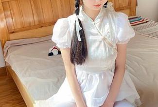 稚乖画册 – 在线图集：生煎团团的校服瞬间，眼花缭乱，谁还在意考试的压力